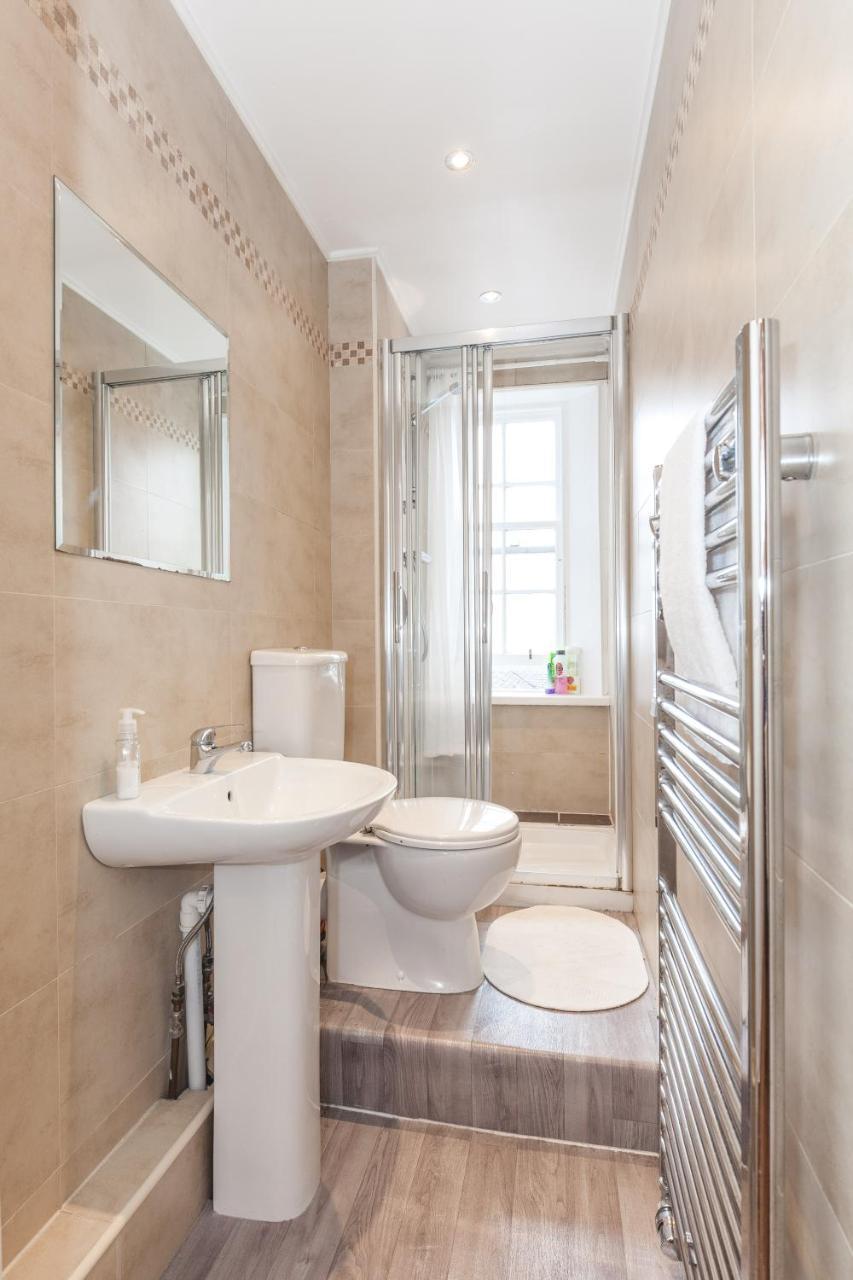 Old Town Edinburgh Apartment Close To Castle And Royal Mile Eksteriør billede